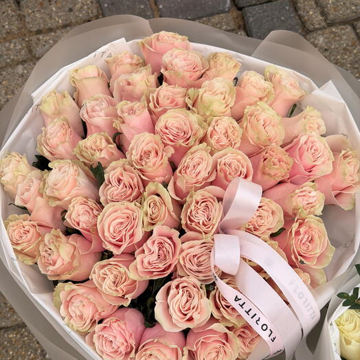 50 Peach Roses Bouquet