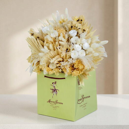 Elegant Dried Flower bouquet