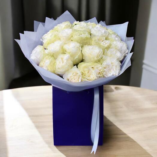 45 White Roses (25 Roses pictured)