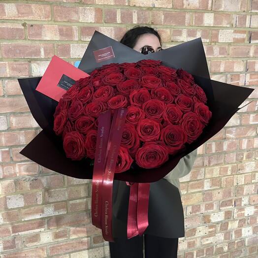 50 red roses bouquet