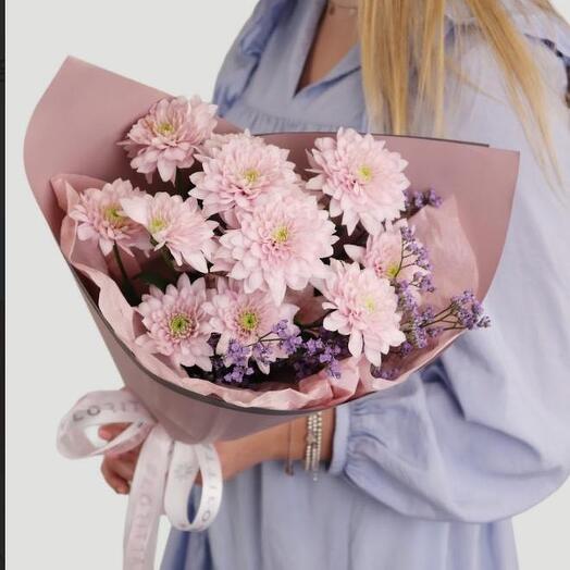 Sweet Serenity (Chrysanthemum with greenery)