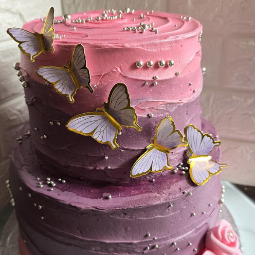 Pink/purple butterfly cake