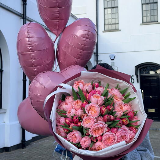 Pink Bloom and Balloons Set