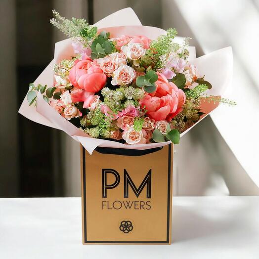 Peony Vibes – Luxury Hand-Tied Bouquet