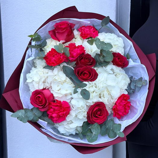 Red Roses and White Hydrangea Bouquet