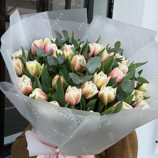 50 Premium Tulips Bouquet