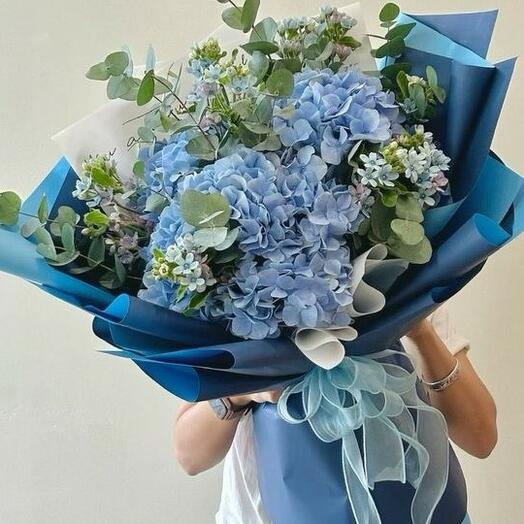 Синяя красавица