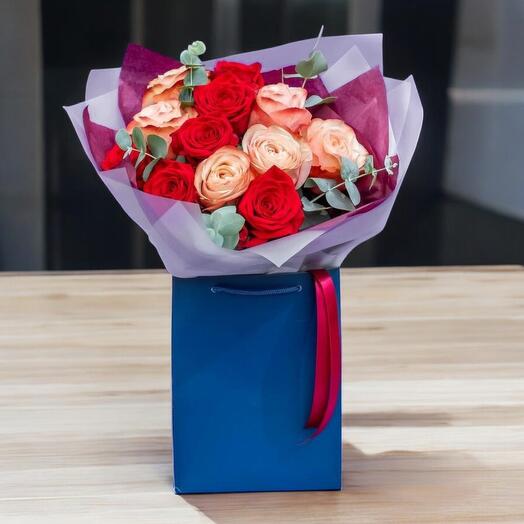 Red Velvet (12 Premium Roses)