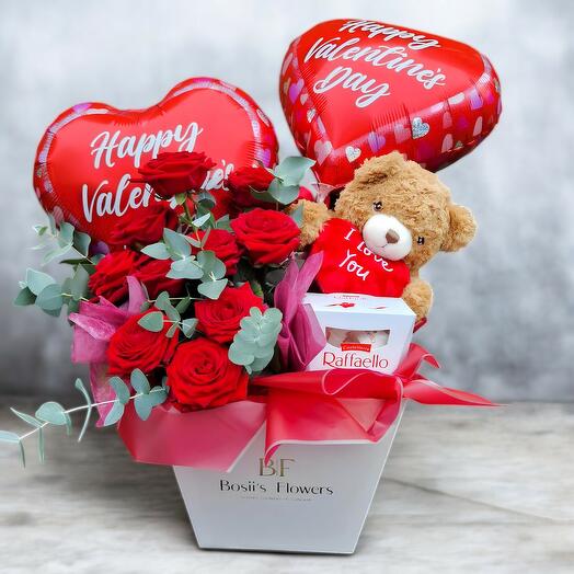 Valentine s Gift Set Arrangement