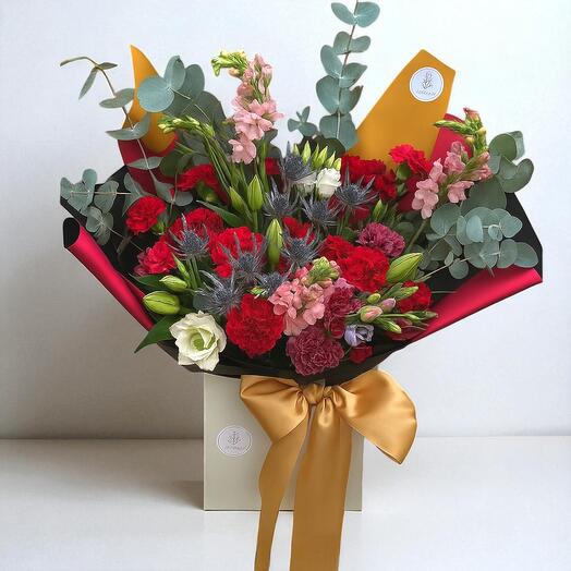 Wild Flame – Red Rose   Thistle Bouquet