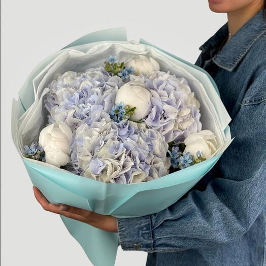Bloom Size M (hydrangeas , peonies and oksipelatum)
