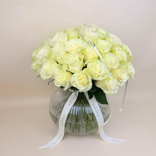 50 White Roses in vase
