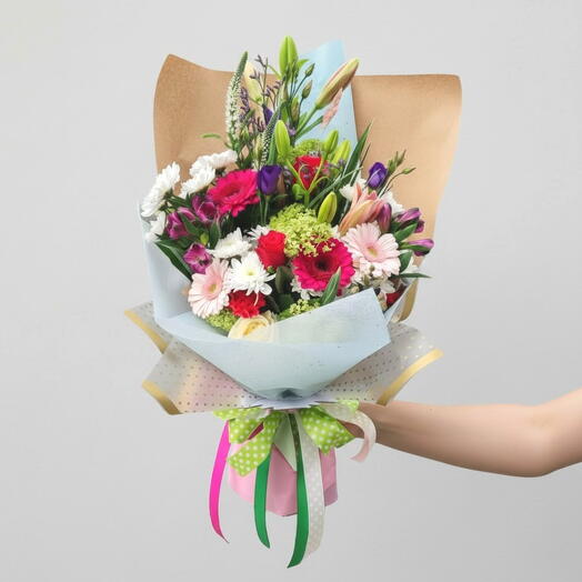 Смешанный букет цветов