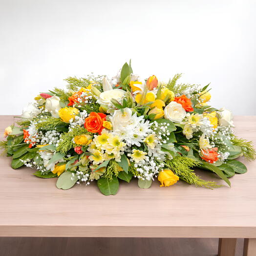 Небольшой спрей для двуспальной кровати, желтые и белые