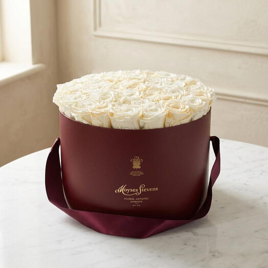 Cream Preserved Roses Hatbox