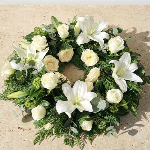 Венок на похороны 18" белый