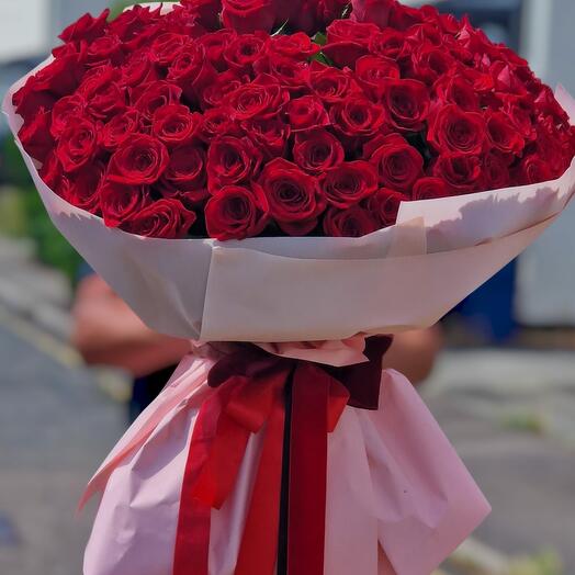 100  Long Red Roses