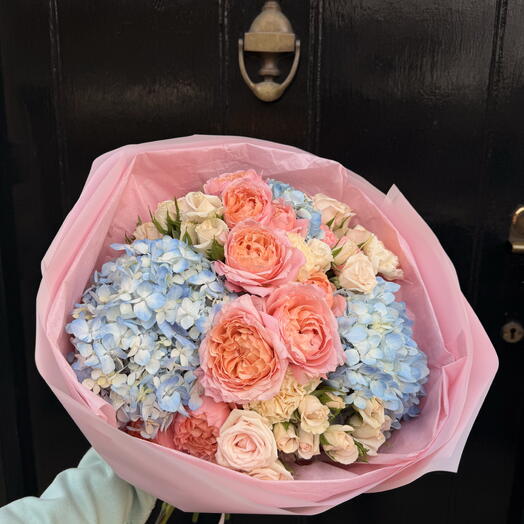 Mix with peony roses