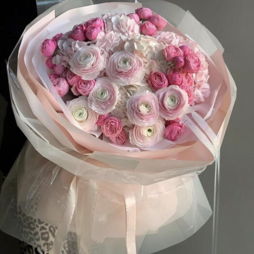Blush bouquet