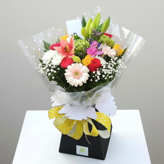 Цветы в коробке