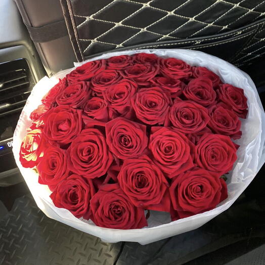 30 Red Roses