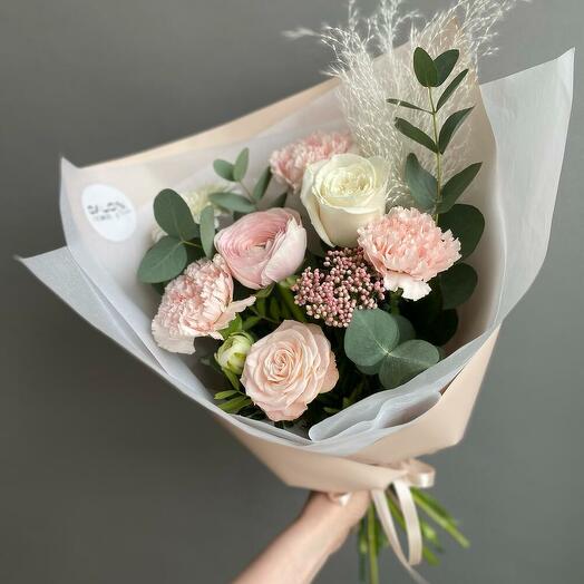 Study in Pink: A Delicate Florist's Special Bouquet Featuring Ranunculus