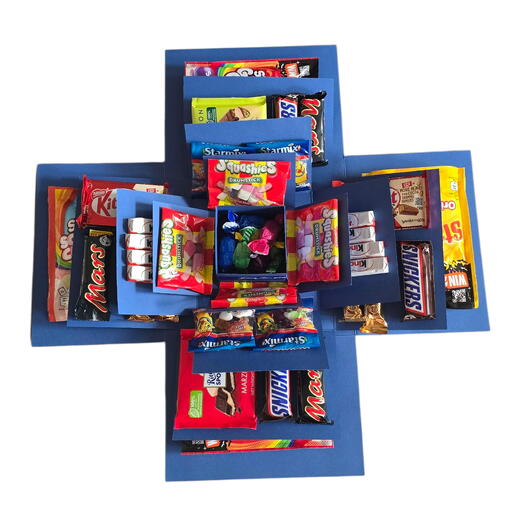 Взрывная подарочная коробка с милой фигуркой гнома