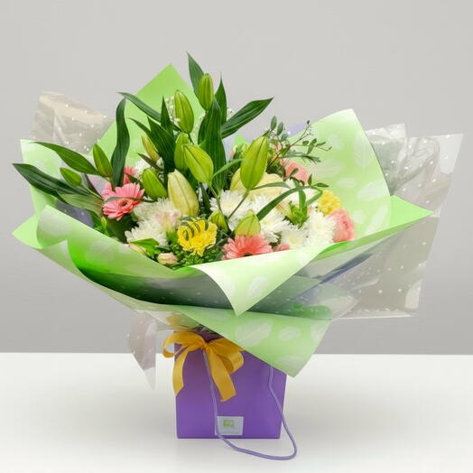 Сюрпризный букет "Удиви меня"