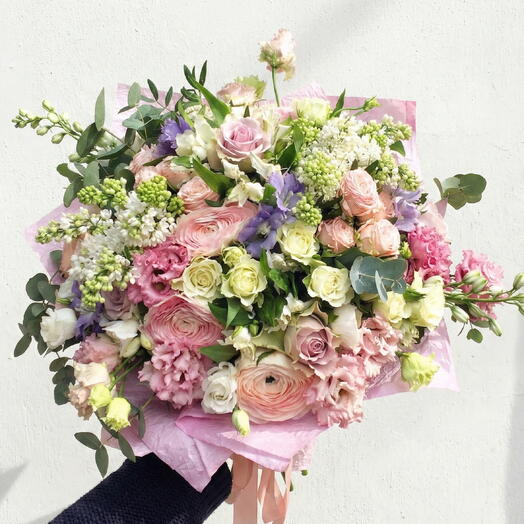 Spring Mix Pastel Flower Bouquet – Luxury Seasonal Floral Arrangement