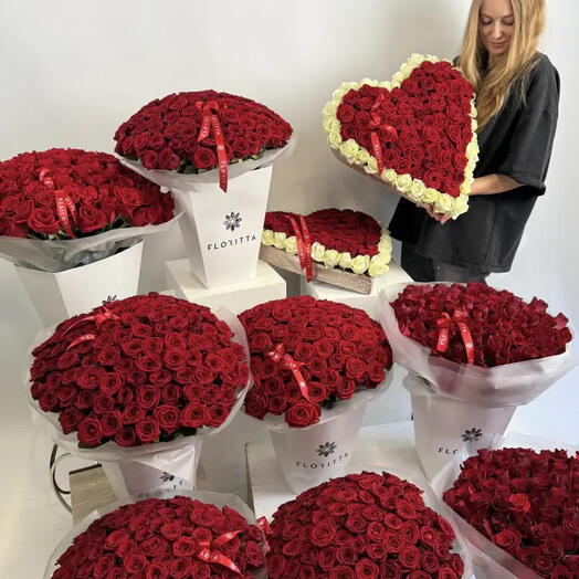 A Thousand Roses of Love