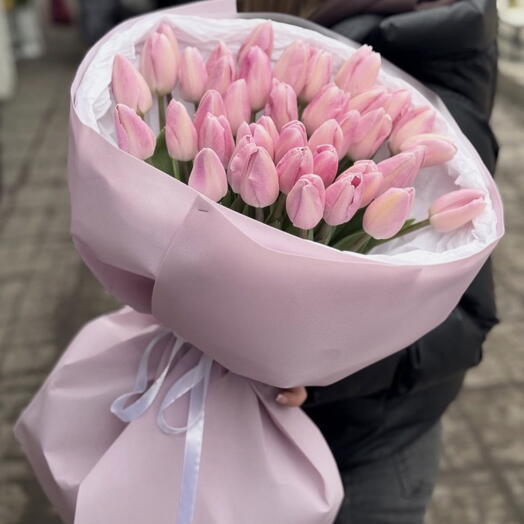 Пастельні тюльпани
