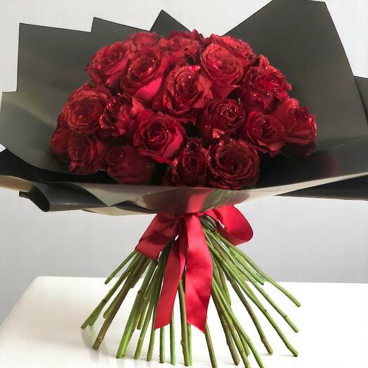 40 glittered red roses