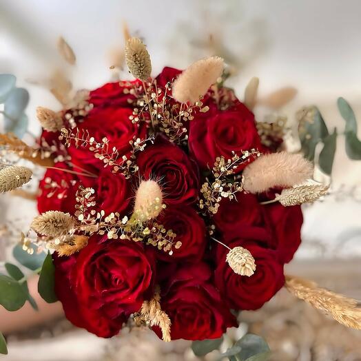 Classic bridal bouquet