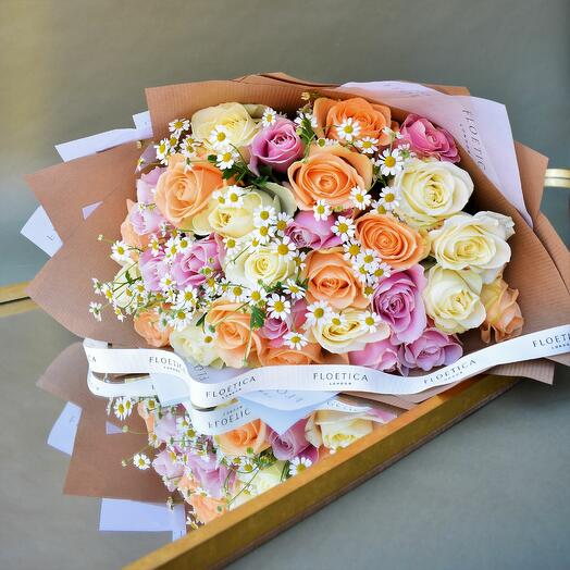 Diana – Pastel Pink and White Rose Bouquet XL size (30 roses pictured)