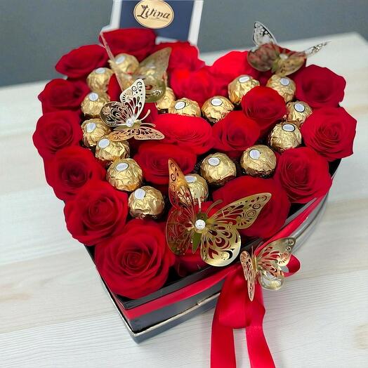 Букет "Золотое романтическое сердце"