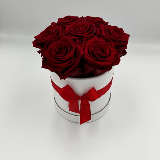 Forever rose in a  white box