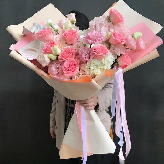 Flamingo Bouquet – A Dreamy Blush of Romance and Elegance