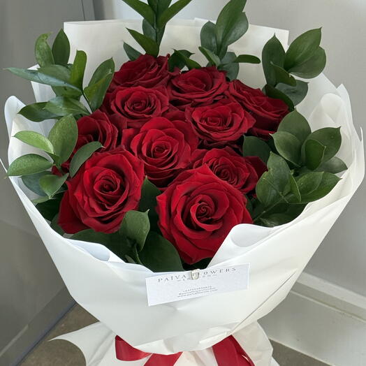 10 Premium Roses