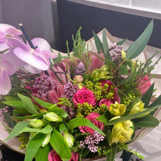 Rustic Elegance Bouquet – Wild-Inspired Floral Arrangement with Orchids and Protea