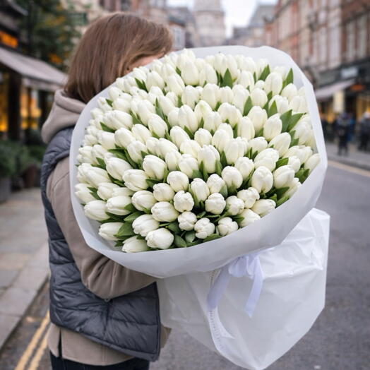 200 Premium White Tulips Bouquet , Premium Flowers London