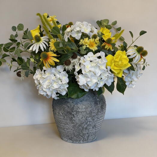 Spring to Summer Sunshine Garden