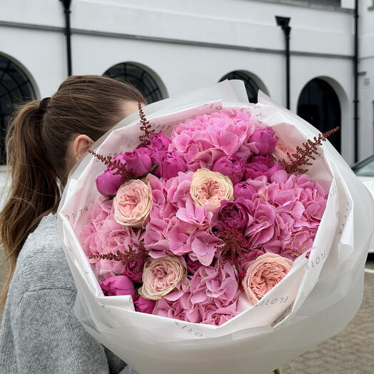 Pink Hydrangea and Garden Roses Bouquet